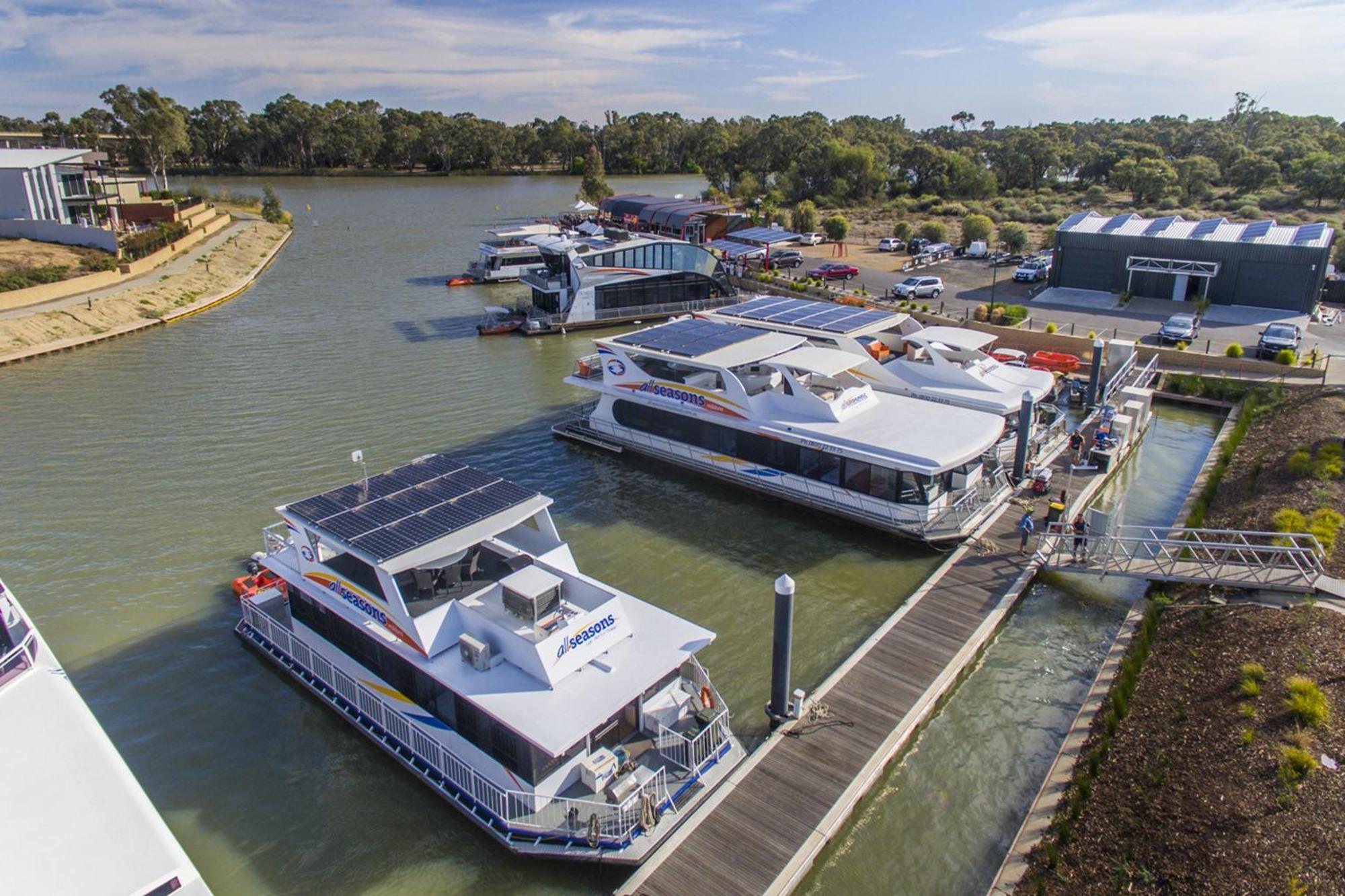 All Seasons Houseboats Hotel Mildura Exterior photo