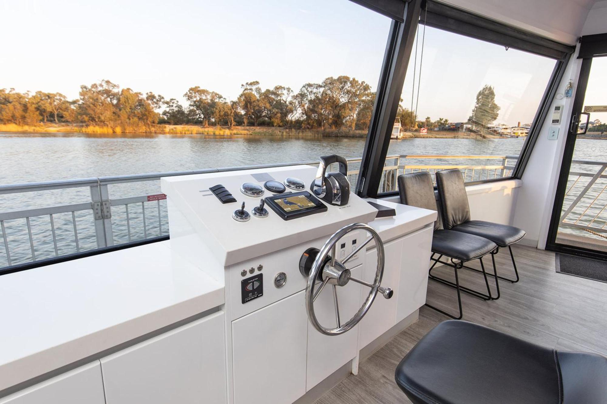 All Seasons Houseboats Hotel Mildura Exterior photo